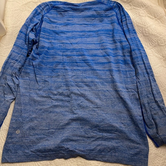 Lululemon Men’s Blue long sleeve - Picture 6 of 10